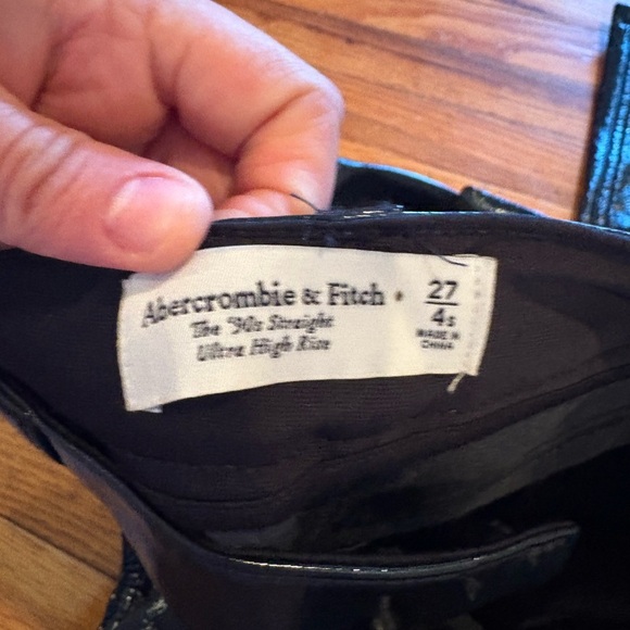 🖤Abercrombie & Fitch Vegan Leather 90s Straight Pant - Picture 6 of 12